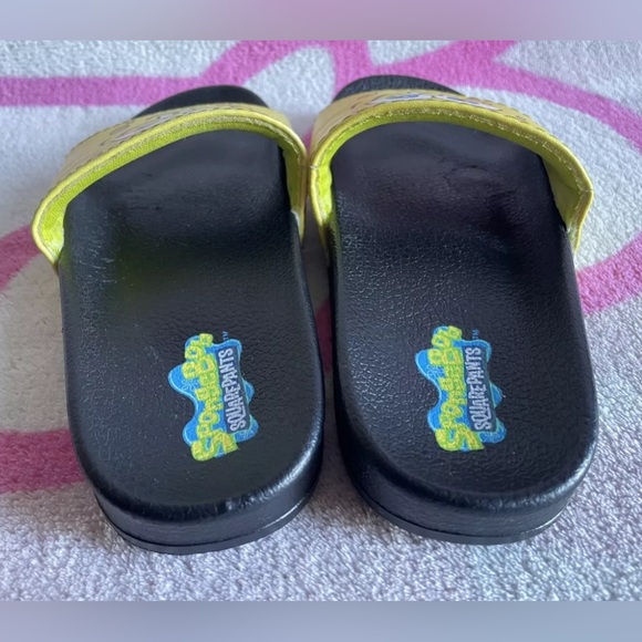Spongebob SquarePants Nickelodeon Kid Toddler Sandals Size 11/12 Pool Beach 2022 - Picture 2 of 8